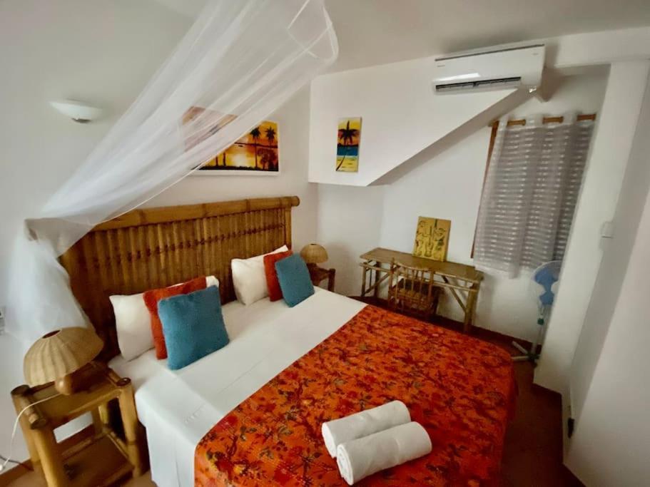 Porto Antigo - Charming & Peaceful Apartment Overlooking Pool And Sea 산타 마리아 외부 사진