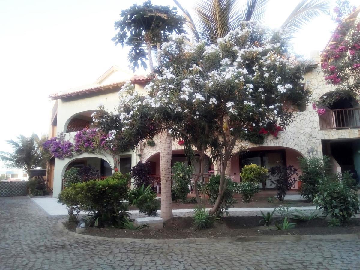 Porto Antigo - Charming & Peaceful Apartment Overlooking Pool And Sea 산타 마리아 외부 사진